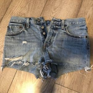 Women's Levi’s jean shorts